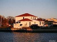 1st image of 42 Laura Lee Dr