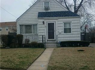 24016 147th Ave, Rosedale, NY 11422