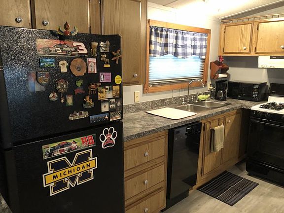 3rd image of 11827 Sunnyside Dr