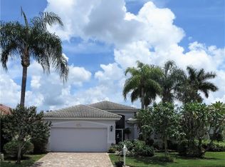 11241 Lakeland Cir, Fort Myers, FL 33913