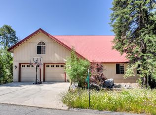 39607 Crest Point Ln, Shaver Lake, CA