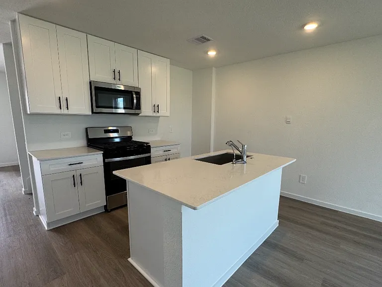 3060 Nori Shores Dr — Photo 8