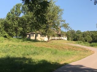 667 Babler Park Dr, Wildwood, MO 63005