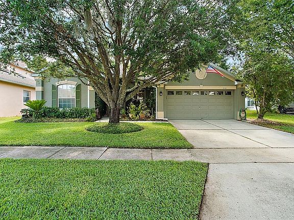 2nd image of 2161 The Oaks Blvd