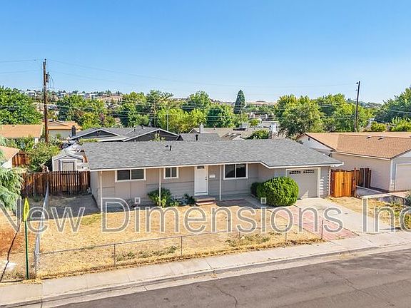 3rd image of 2565 Pequop St