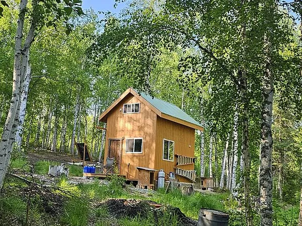 4531 Treasure St, Fairbanks, AK 99712