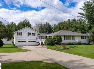 8824 E Pickard Rd, Mount Pleasant, MI 48858