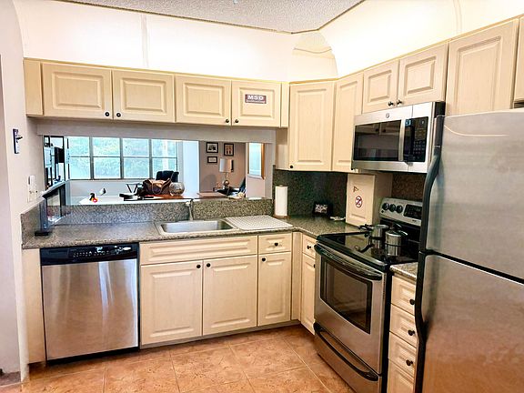 2nd image of 2908 S Carambola Cir Circle S #103