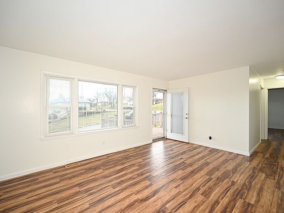 4th image of 1216 1st St
