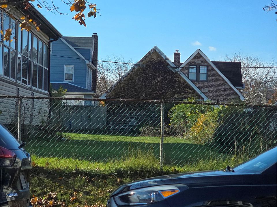2nd image of 13760 Bedell Street