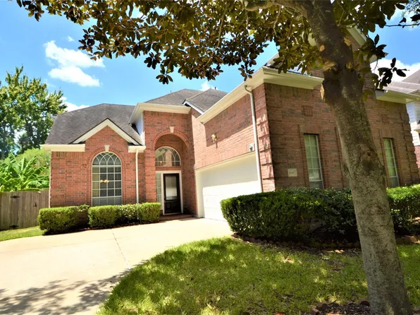 15307 Amesbury Ln, Sugar Land, TX 77478