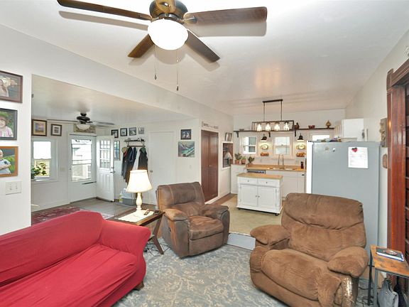 4th image of 607 Washington Ave