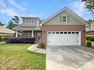 1778 Woods Ln, Denver, NC 28037