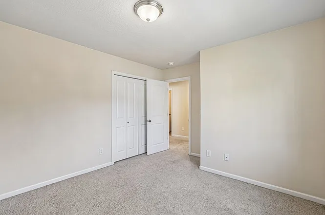 3818 NE 62nd St — Photo 26