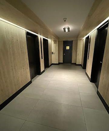 Lobby Elevator Bank
