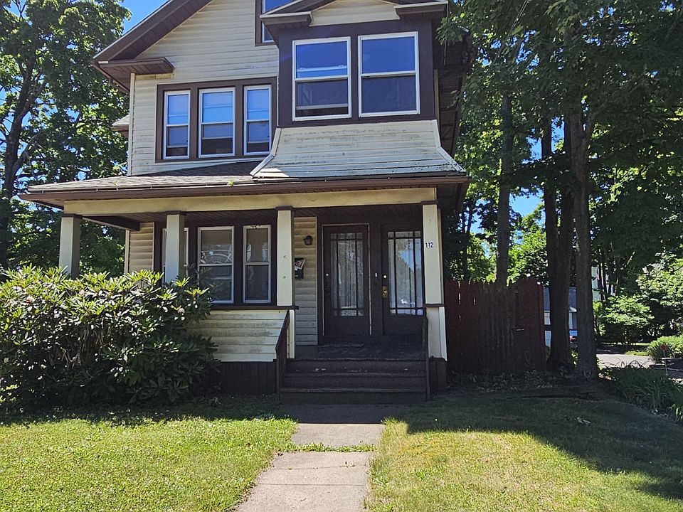 2nd image of 112 Putnam Ave #1
