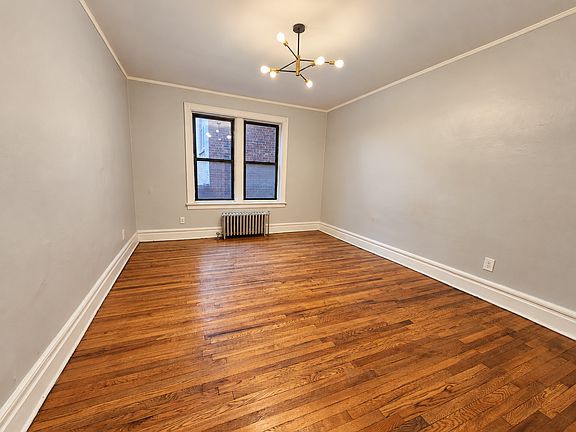 4th image of 214 Berkeley Ave #104