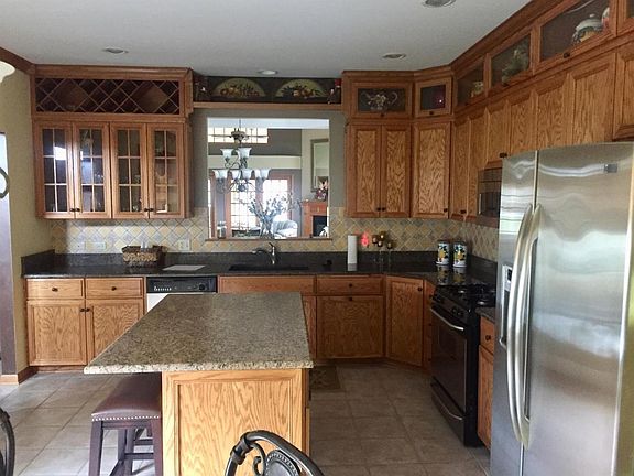 5th image of 1260 Heritage Dr