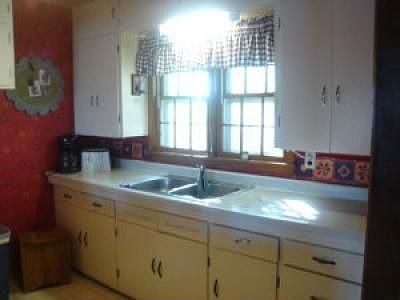 5th image of 156 Shorewood Dr