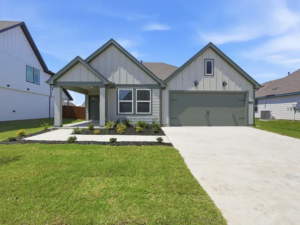 750 Orchid Way, Pilot Point, TX 76258