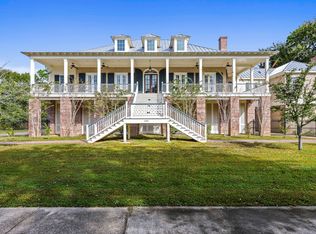 2723 Washington Ave, Pascagoula, MS 39567