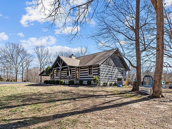 2nd image of 6205 Flatwoods Rd