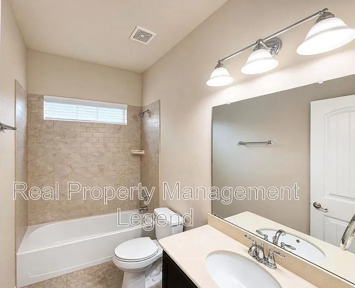 9929 Pronghorn Rd — Photo 4