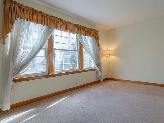 5th image of 11126 S Avenue M