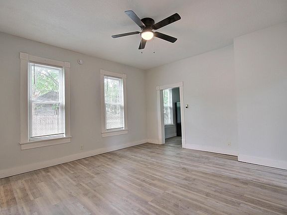 5th image of 815 Eckart St