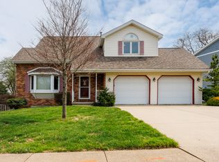 1304 S Hershey Rd, Bloomington, IL 61704