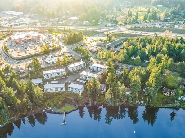 924 Shorewood Drive #A-11, Bremerton, WA 98312