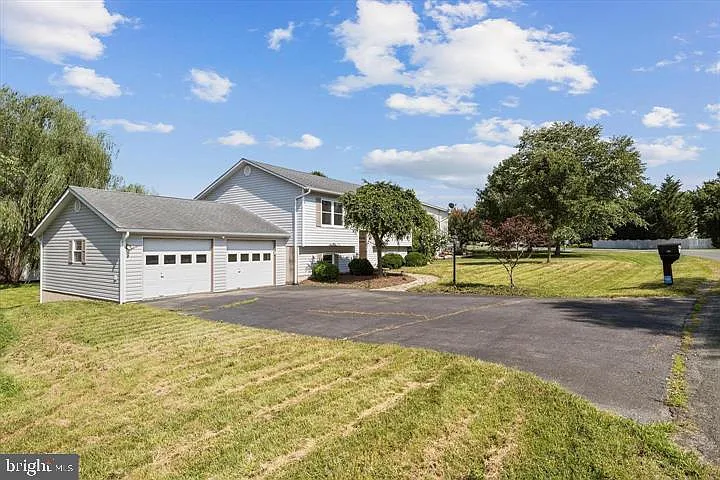 136 Nightingale Ave — Photo 39