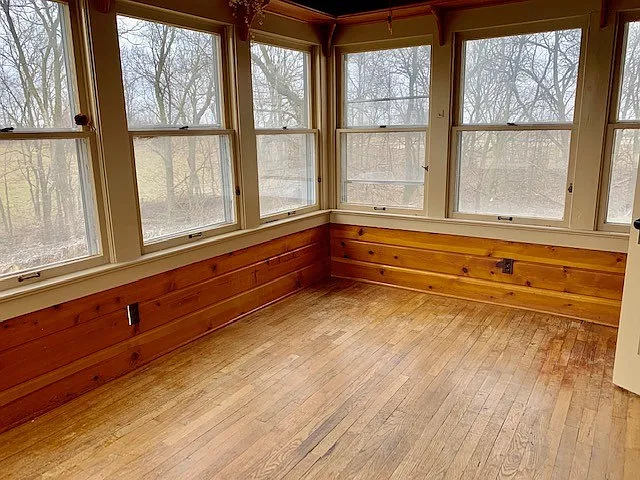 Two Bedroom House- Pleasant Hill — Photo 3