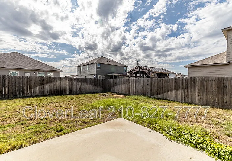 524 Willow Valley St — Photo 20