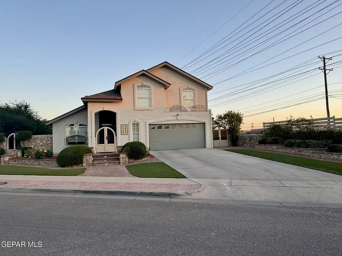 Building Photo - 398 Bentridge Dr