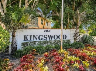 2950 SE Ocean Blvd APT 5-2, Stuart, FL 34996