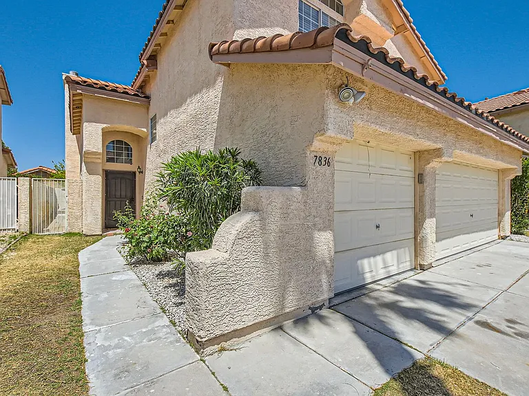 7836 Calico Flower Ave — Photo 4