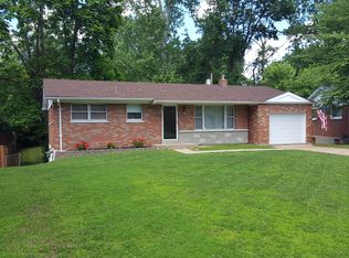 10733 Waycroff Dr, Saint Louis, MO 63114