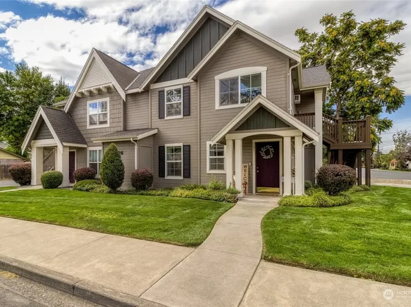 406 SE Birch Avenue #101, College Place, WA 99324