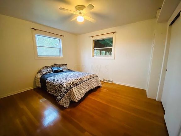5th image of 1226 Dolphin St