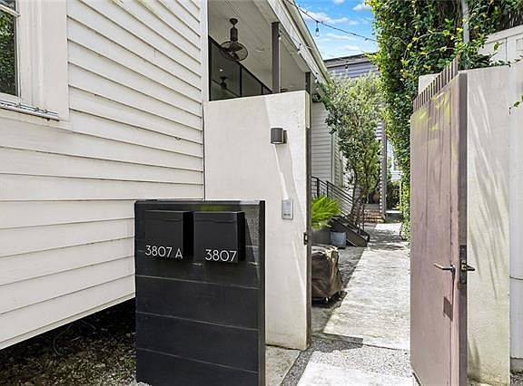 2nd image of 3807 Magazine St Unit A