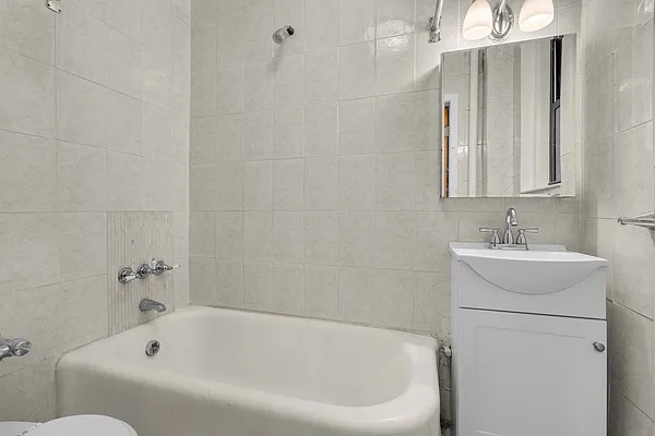 Rented by Douglas Elliman | media 10