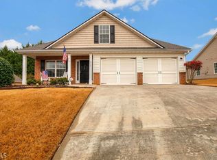 910 Stone Creek Ct, Monroe, GA 30655