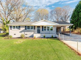 3908 Willowbrook Cir, Gastonia, NC 28056