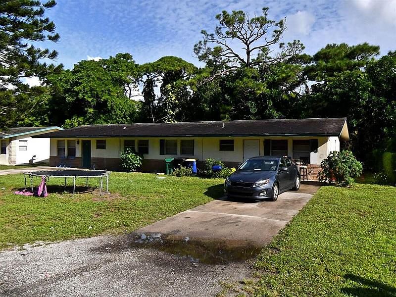 1st image of 906 N Lake North Dr #A