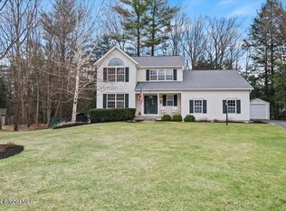 12 Shuvee Ln, Wilton, NY 12831