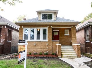 4716 N Kenton Ave, Chicago, IL 60630