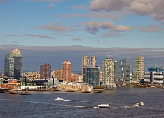 Rented by Douglas Elliman | media 38