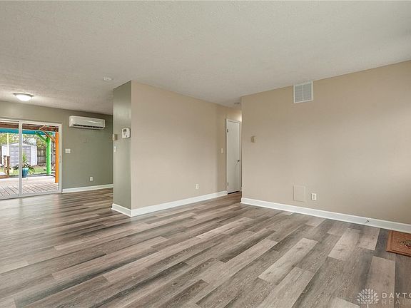 5th image of 1029 Colorado Dr