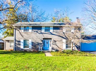 3374 Woodland Pkwy, Columbus, IN 47203
